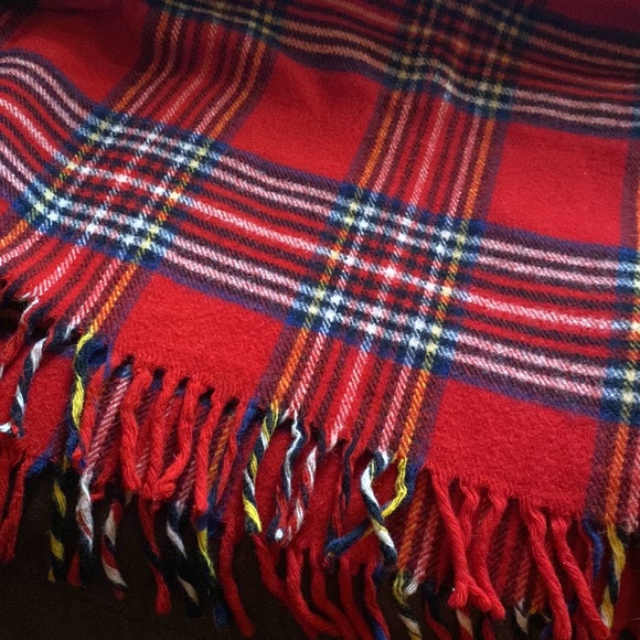 Vintage Faribo 100% Pure Virgin Wool Pure Laine red plaid Throw CHRISTMAS 🎄 - Picture 6 of 12